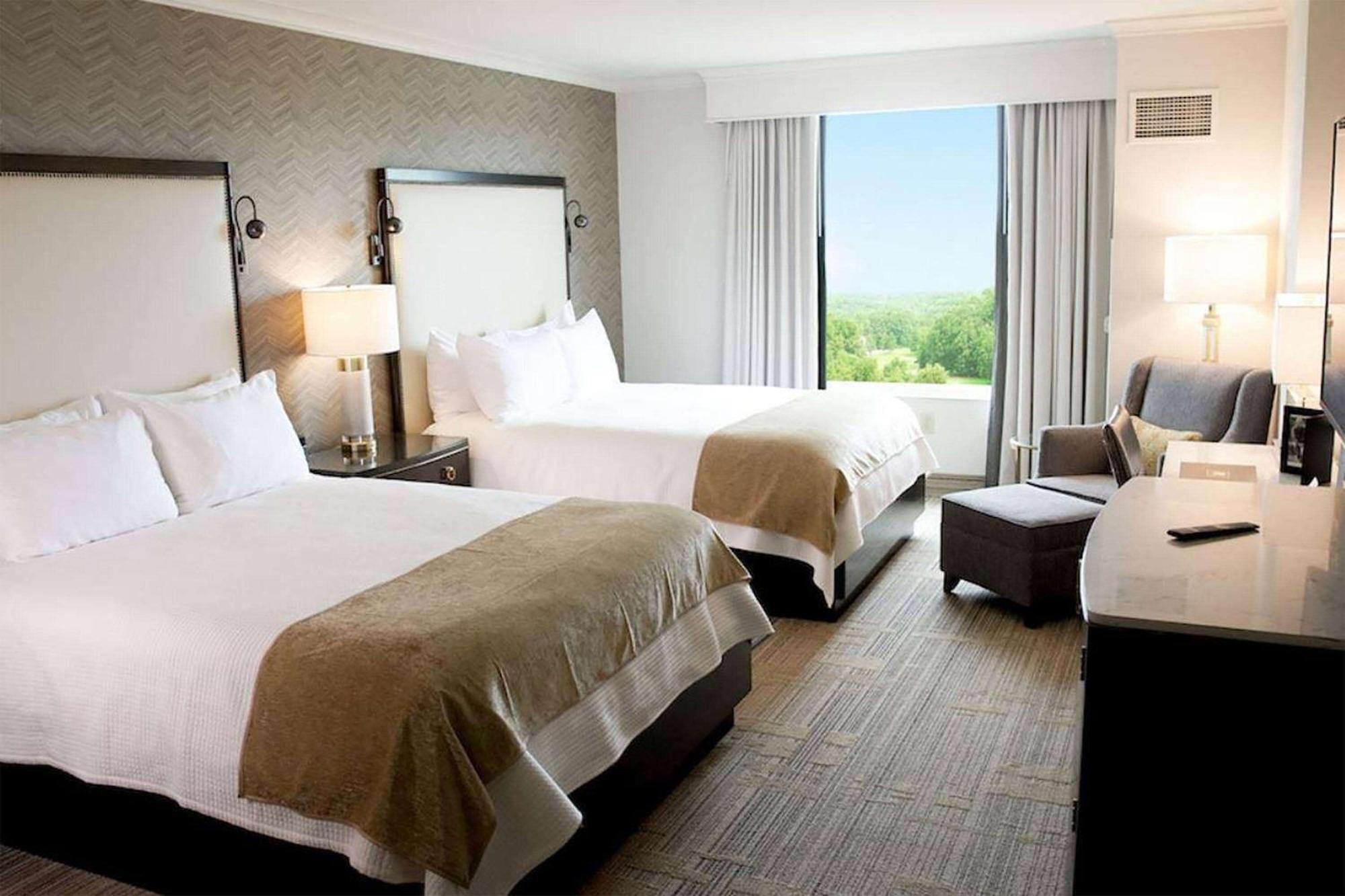 แกรนโดเวอร์ รีสอร์ต กอล์ฟ แอนด์ สปา Hotel กรีนส์โบโร ภายนอก รูปภาพ